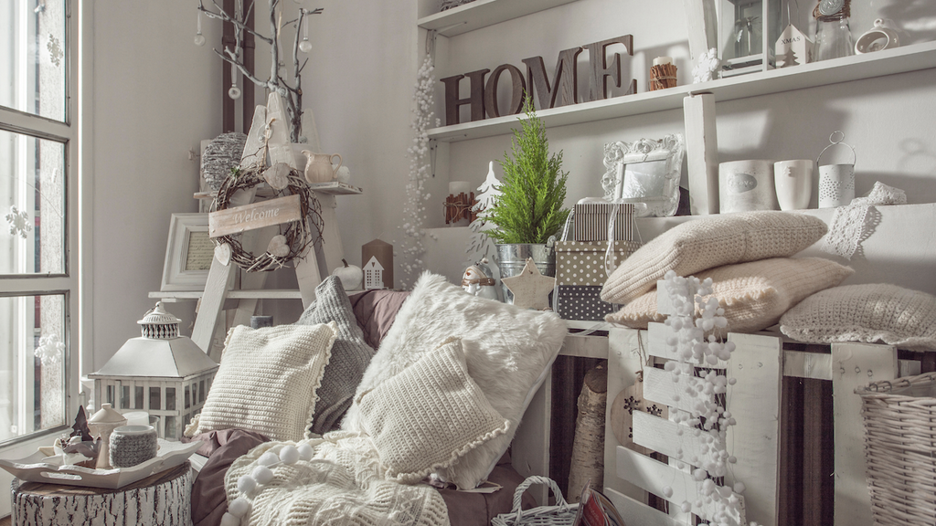 The Best Way to Deal with Too Much Home Decor